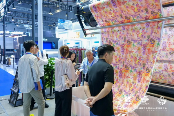 漢印數(shù)碼印花機.jpg 漢印數(shù)碼印花機.jpg