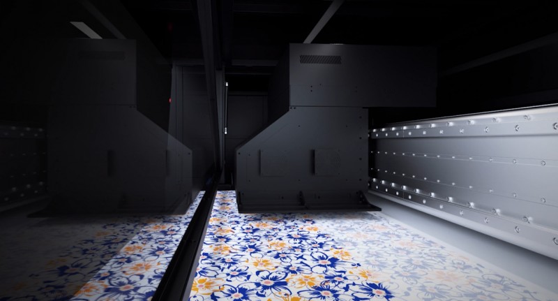 高精度數(shù)碼直噴印花機(jī)